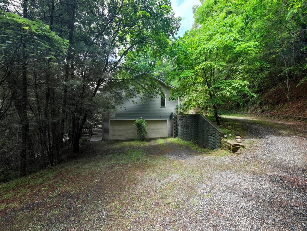 61 Amelia Lane