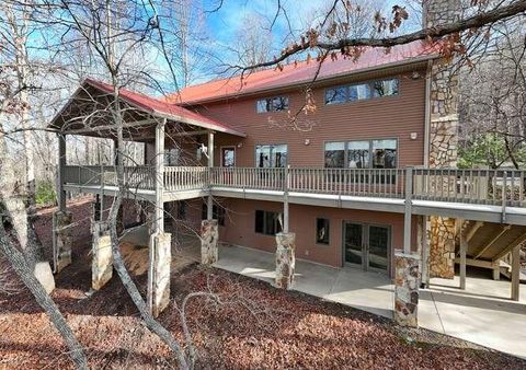 469 Myers Road Brasstown NC 28902