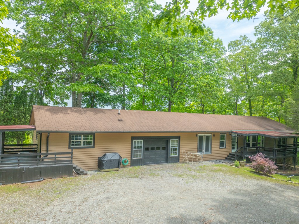 2163 Dickey Road
