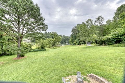 A home in Blairsville