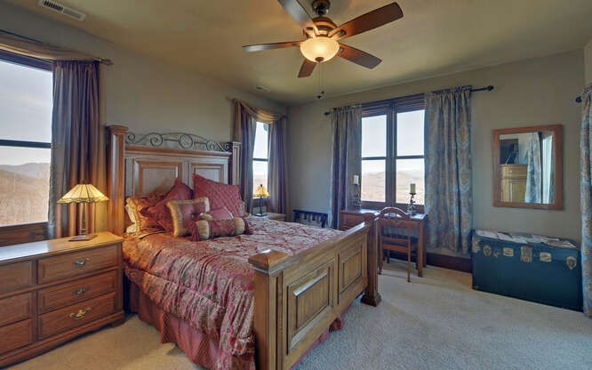 464 Sunset Drive