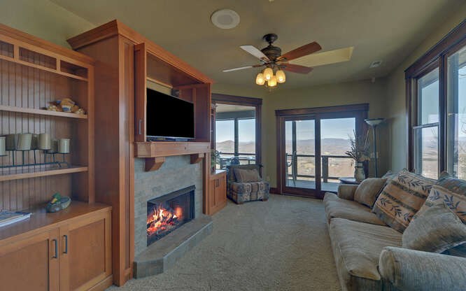 464 Sunset Drive