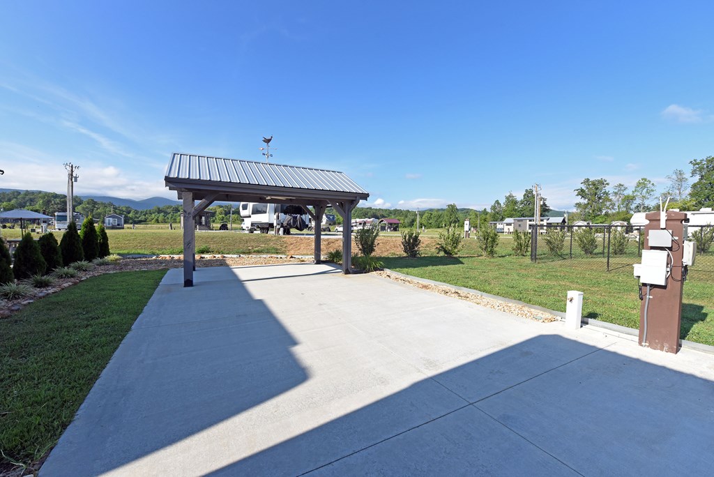 477 Mountain Creek Road