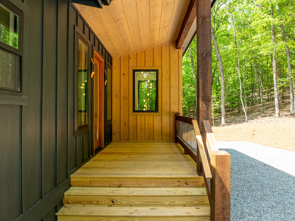 221 Goldmine Road