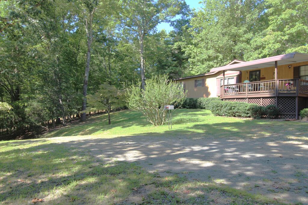 46 Arthur Ridge