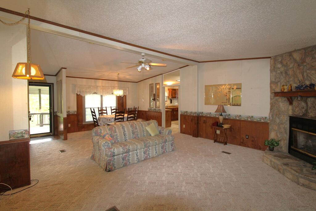 46 Arthur Ridge