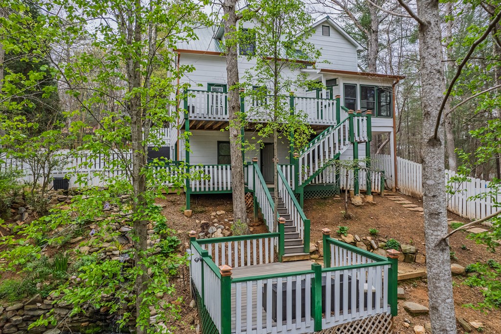 2037 Newport Drive