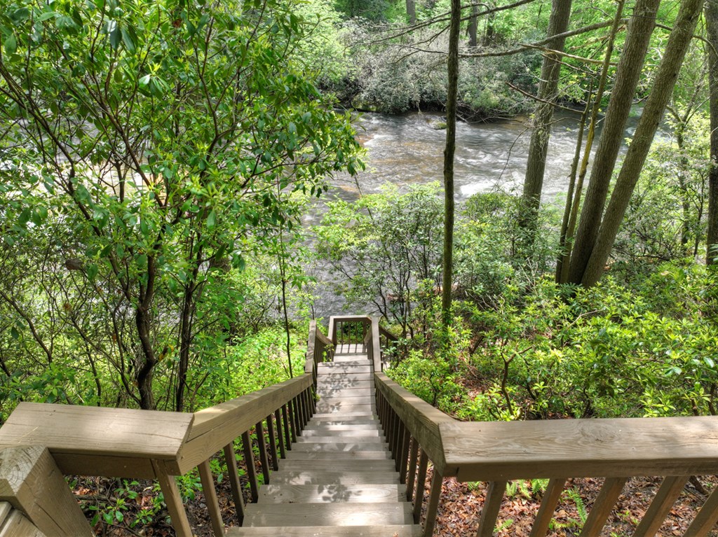 28452 Morganton Hwy