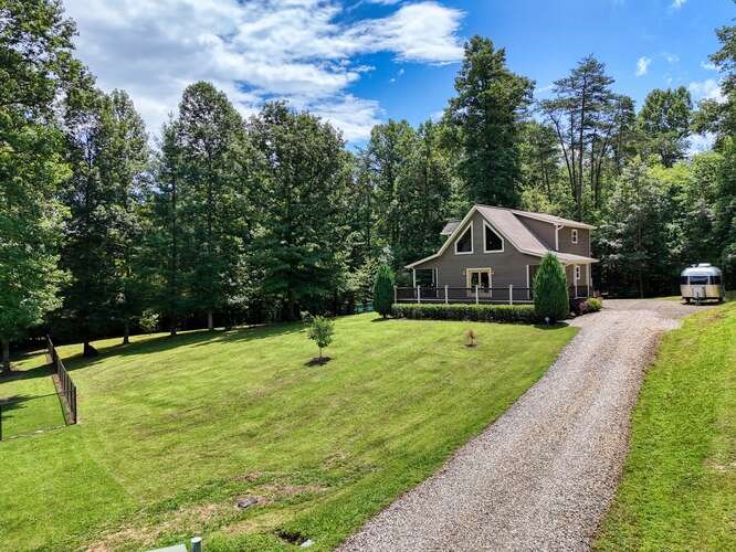 2543 Brookhaven Lane