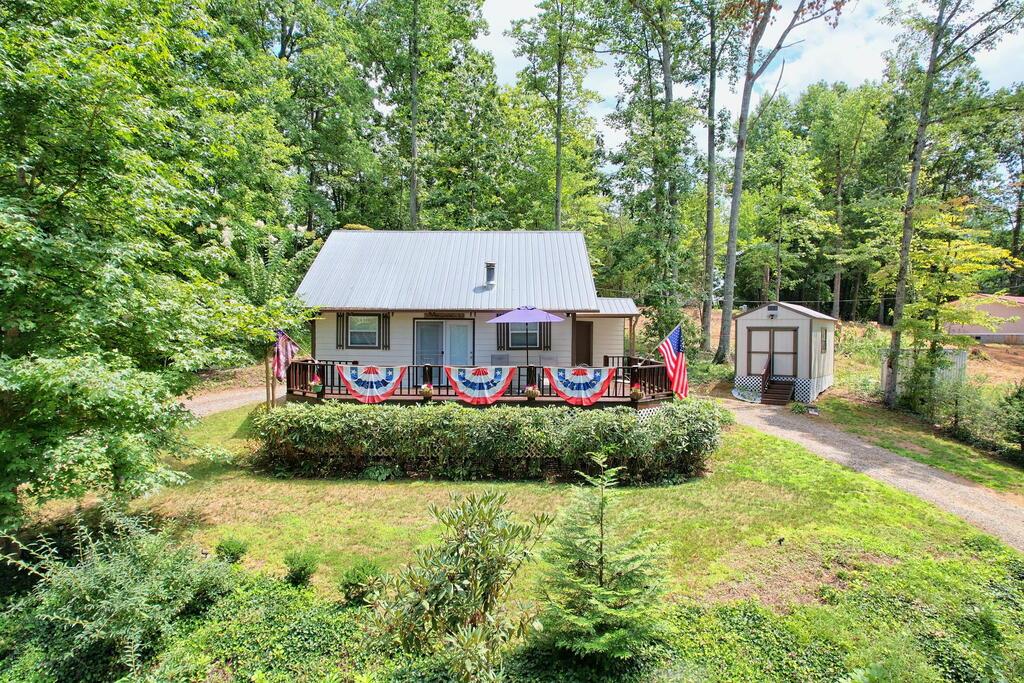 3259 Coffey Lane