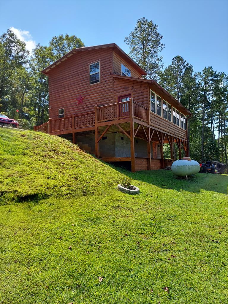 90 Hickory Woods Trail