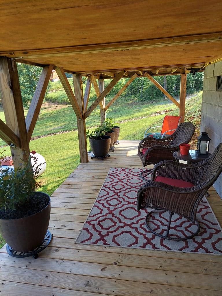 90 Hickory Woods Trail