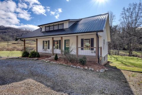 734 Bell Creek Road Hiawassee GA 30546