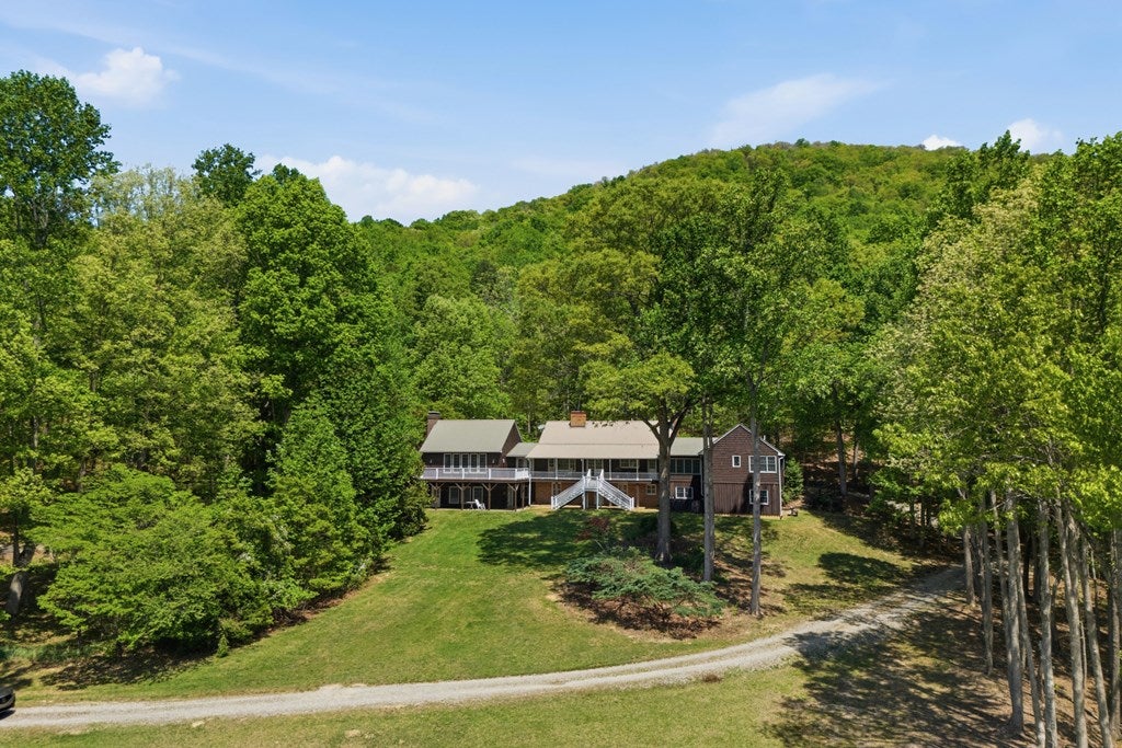 1837 Deep South Farm Road