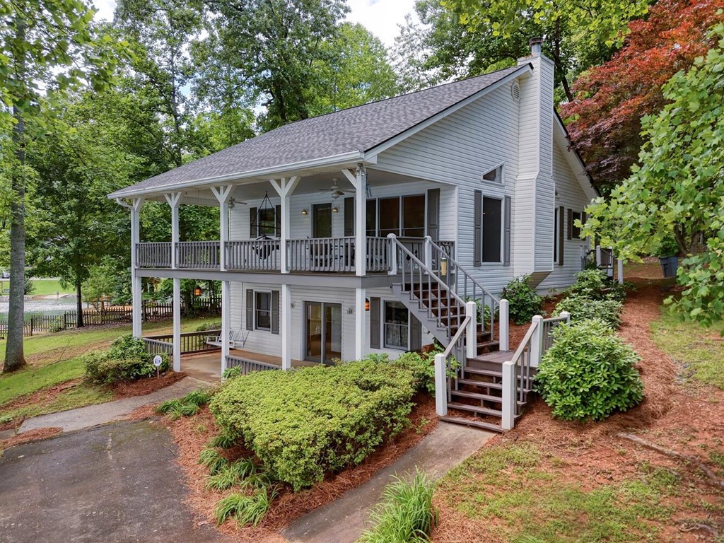 2309 Ridgecrest Circle