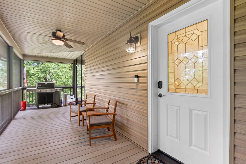 204 Hiawassee River Road