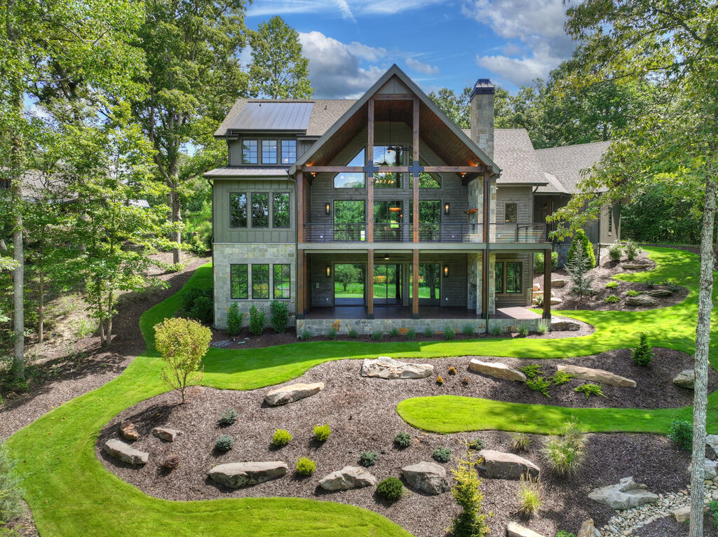 124 Hardwood Court