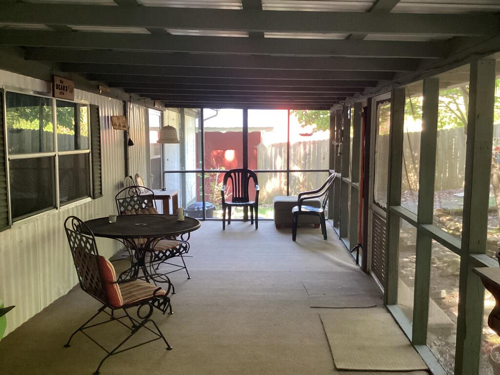 4423 Rock Creek Road