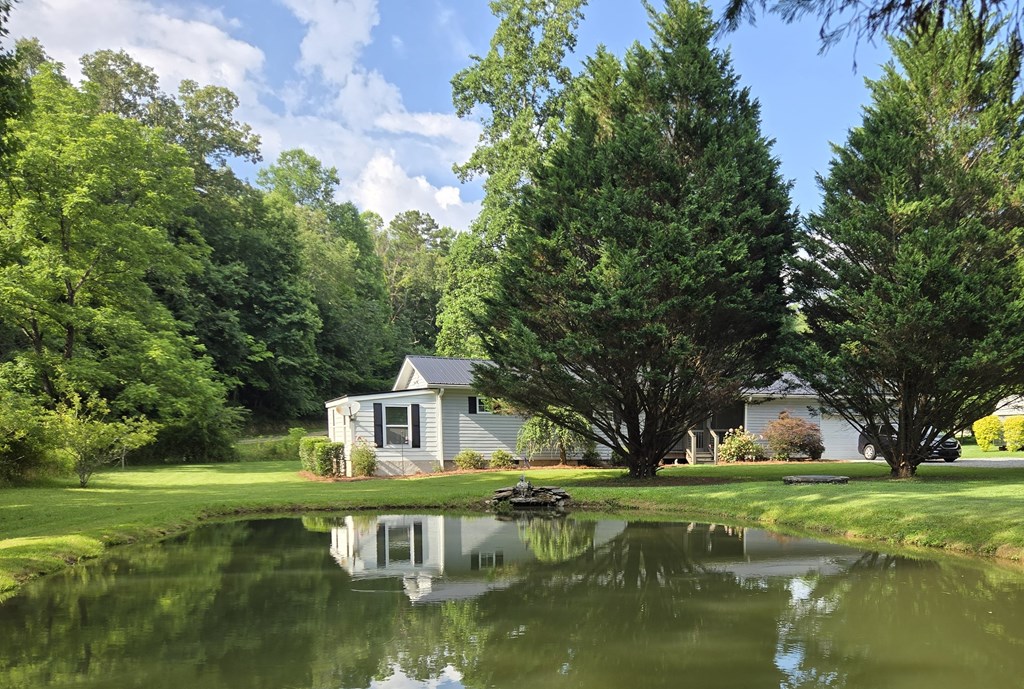6487 Crooked Creek Road