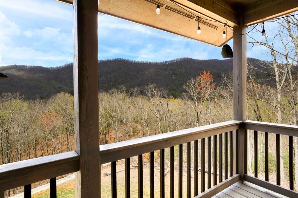 445 Tranquil Cove Road