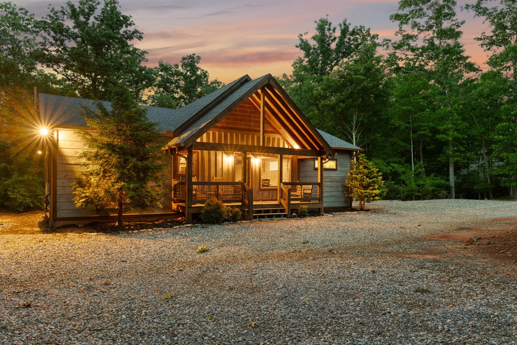 566 High Meadows Drive