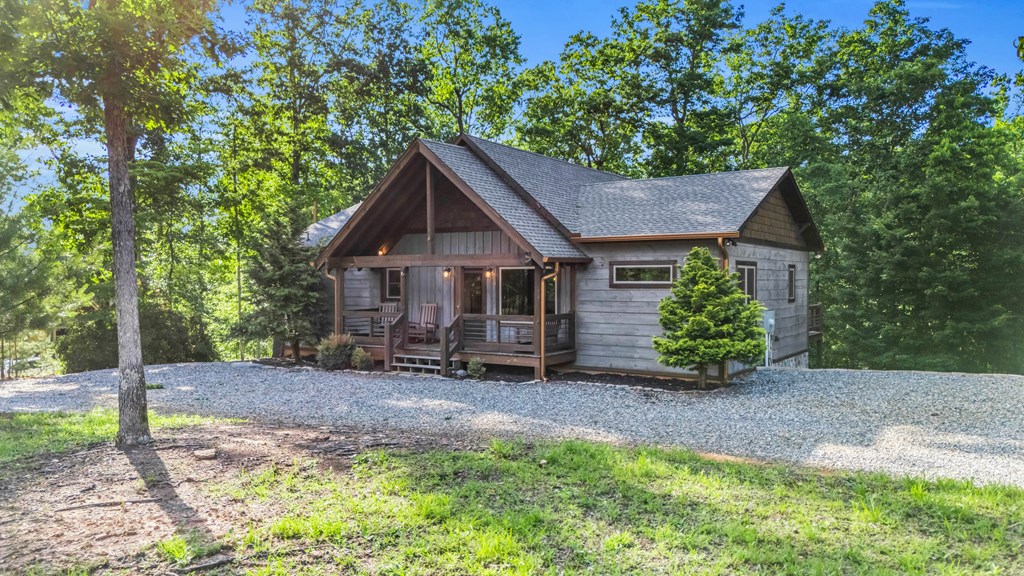 566 High Meadows Drive