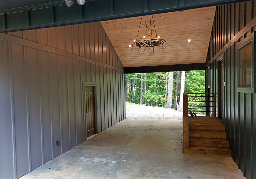 1264 Sunrock Mountain Road