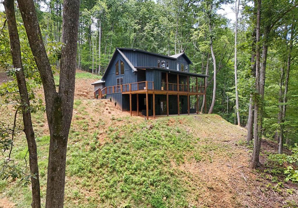 1264 Sunrock Mountain Road