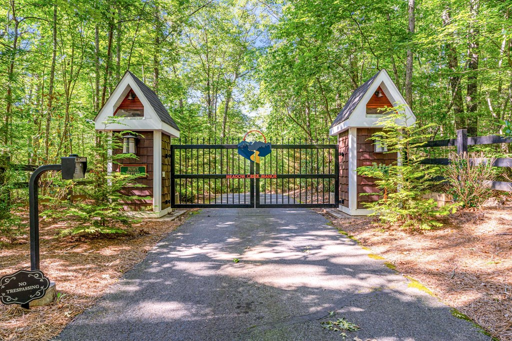 254 Nicholson Road