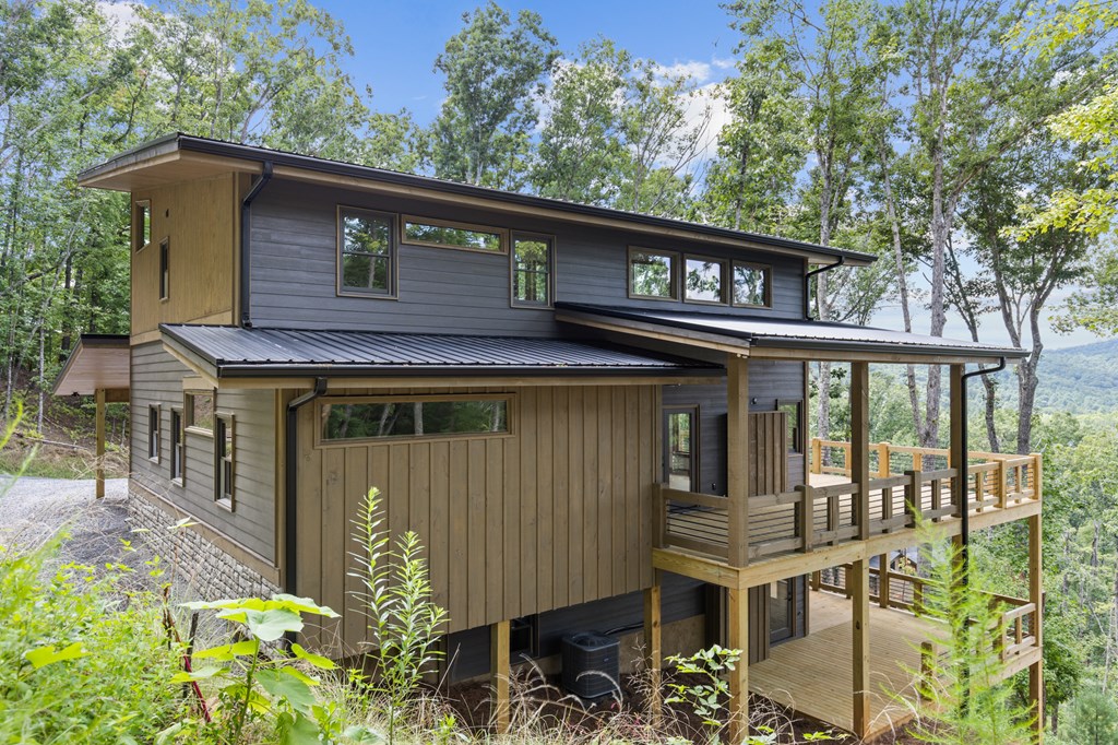 Lot 20 Blue Ridge Escape
