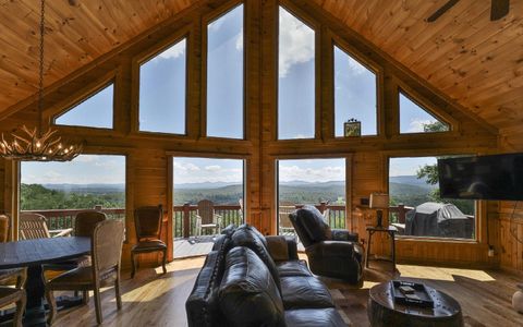 A home in Blue Ridge