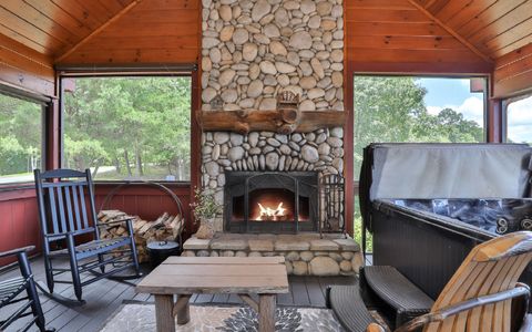 A home in Blue Ridge