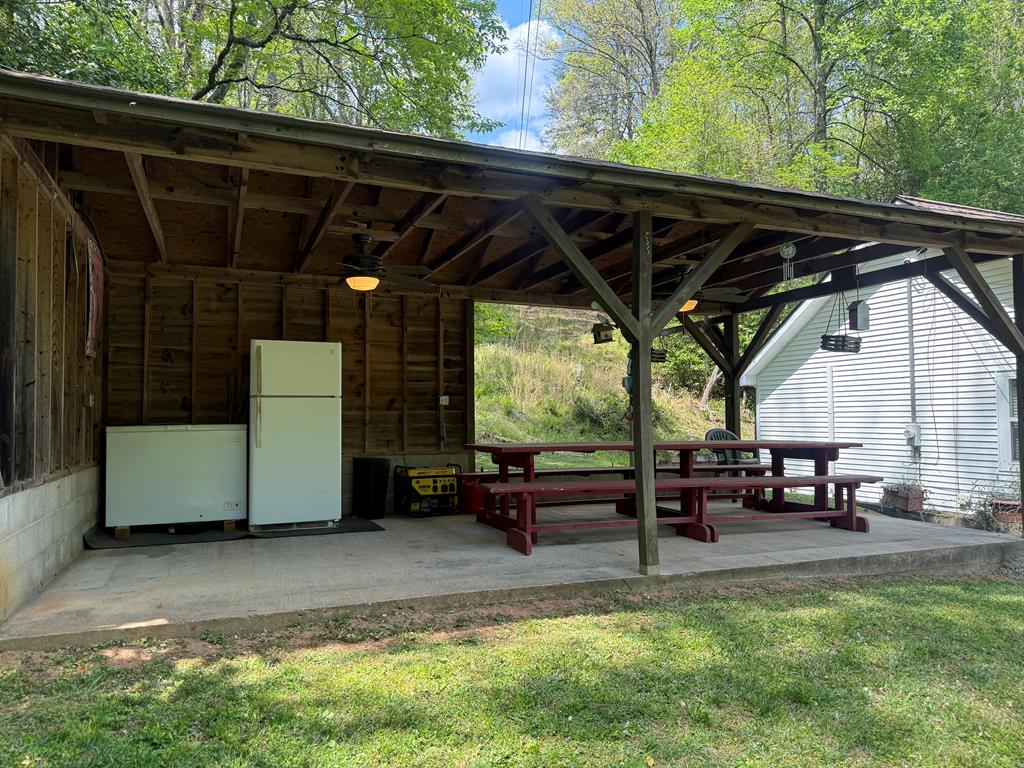 777 Williamstown Road