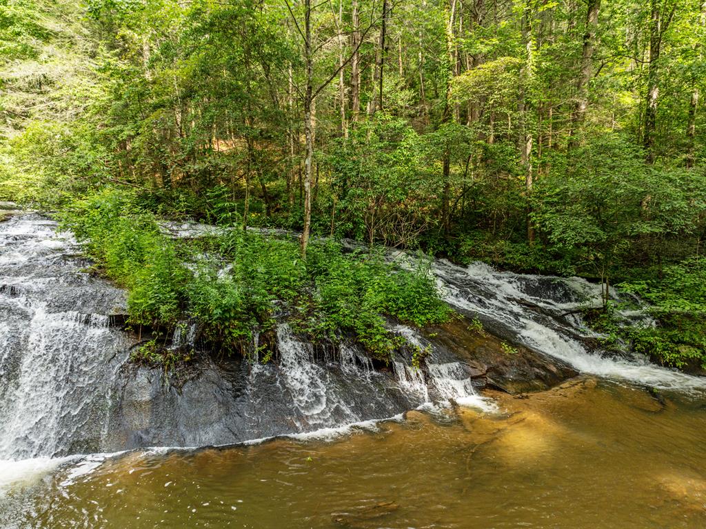 Ellijay, Georgia, 30540, United States, 4 Bedrooms Bedrooms, ,3 BathroomsBathrooms,Residential,Active,2017489