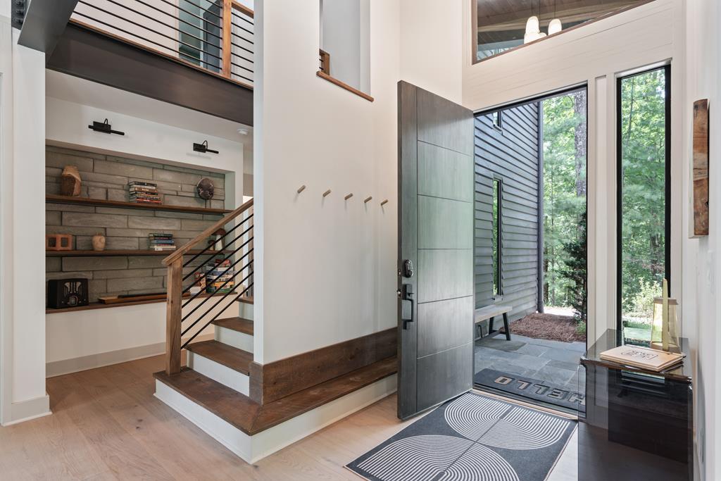 Ellijay, Georgia, 30540, United States, 4 Bedrooms Bedrooms, ,3 BathroomsBathrooms,Residential,Active,2017489