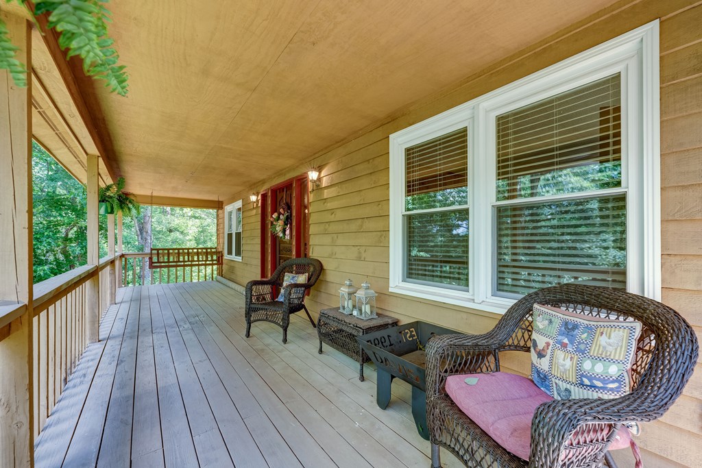 62 Peach Lane