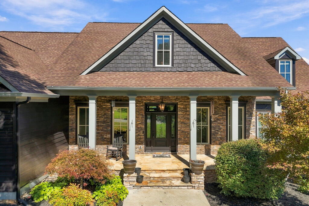 452 Ridgemont Drive