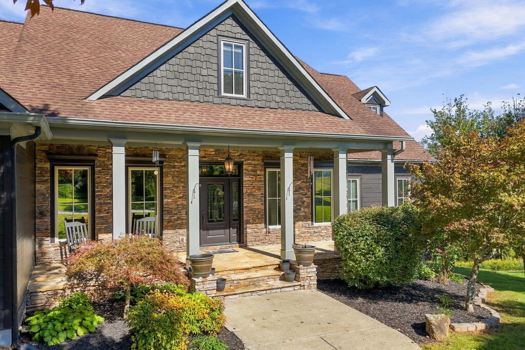 452 Ridgemont Drive
