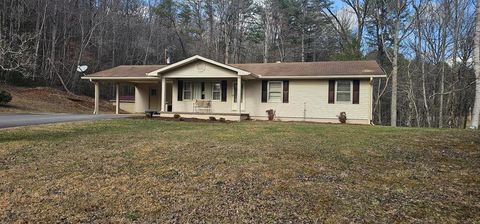 6656 Fires Creek Road Hayesville NC 28904