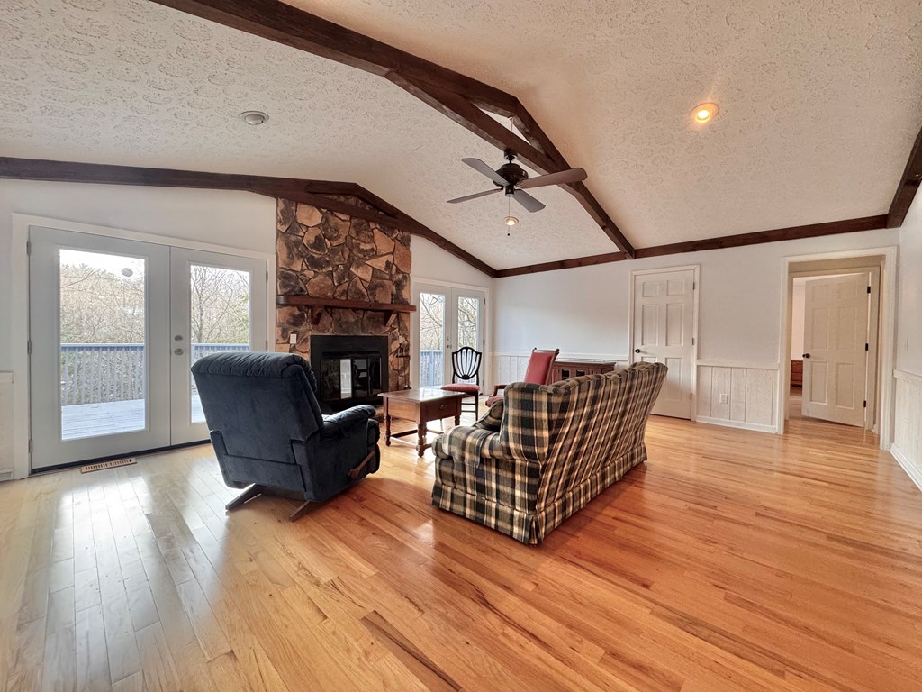 137 Pleasant Mountain Drive