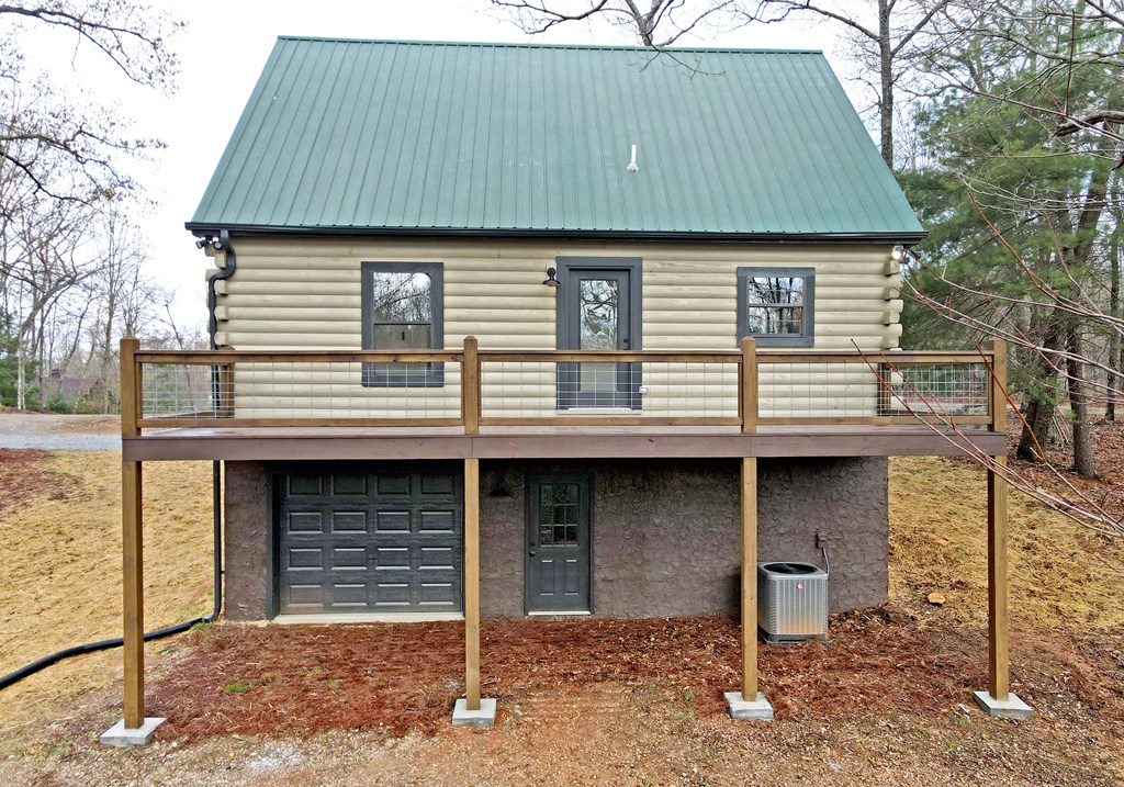 930 Robert Miller Lane