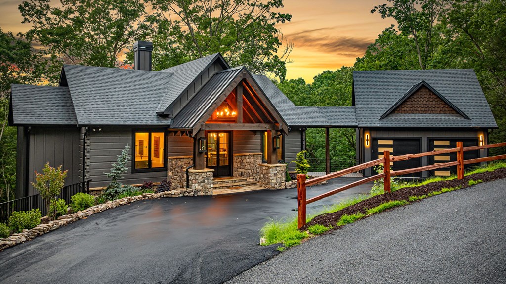 453 Settlers Ridge Road