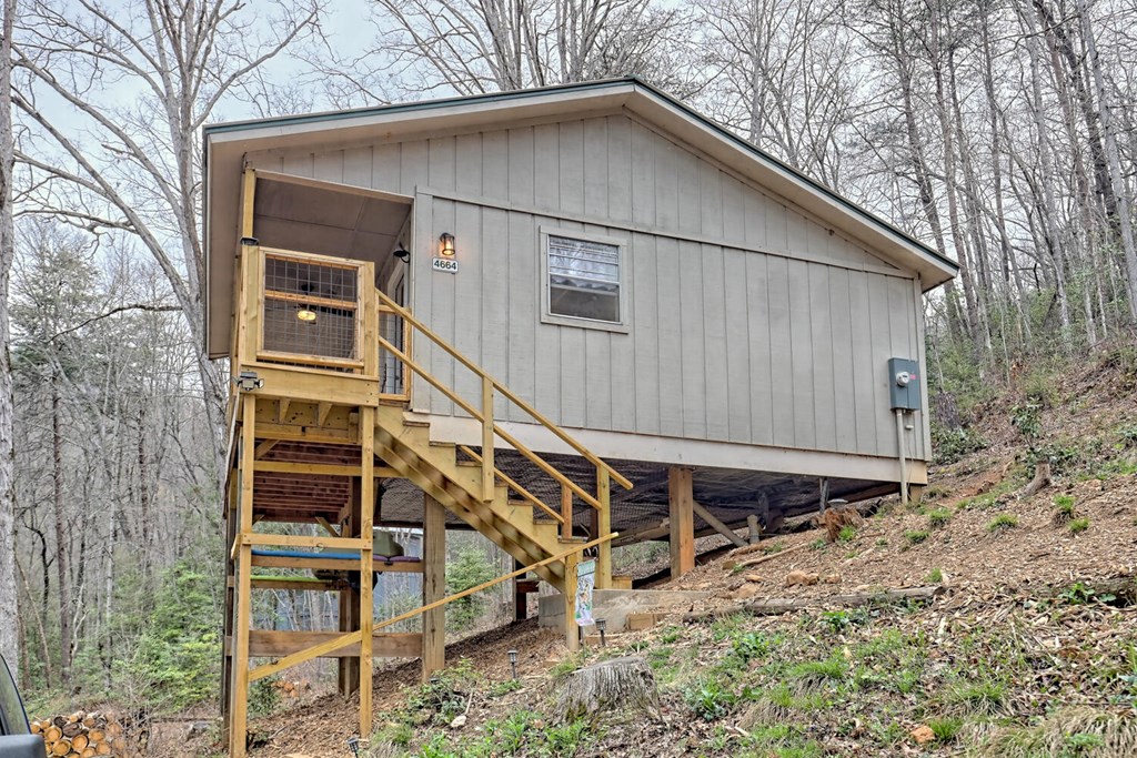 4664 Mitchell Cove Road
