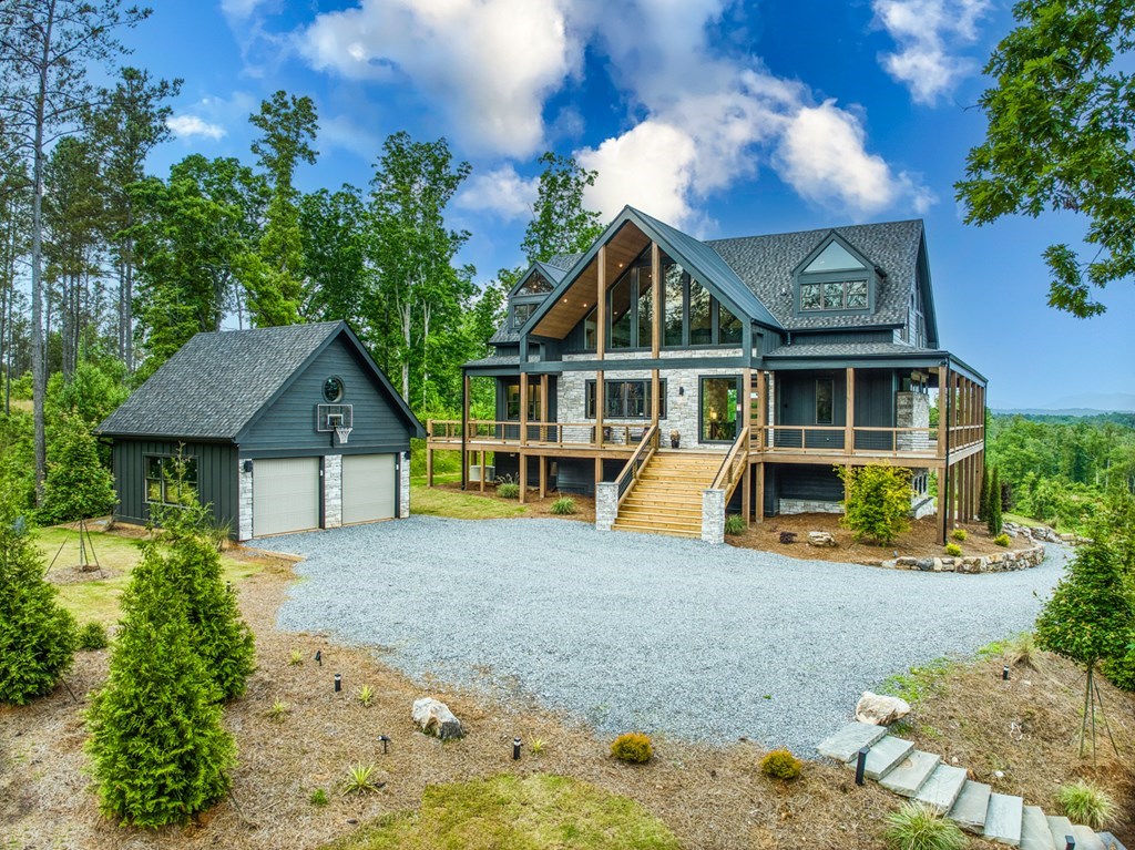 278 Oakwood Lane