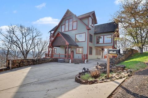 1613 Clark Drive Hiawassee GA 30546