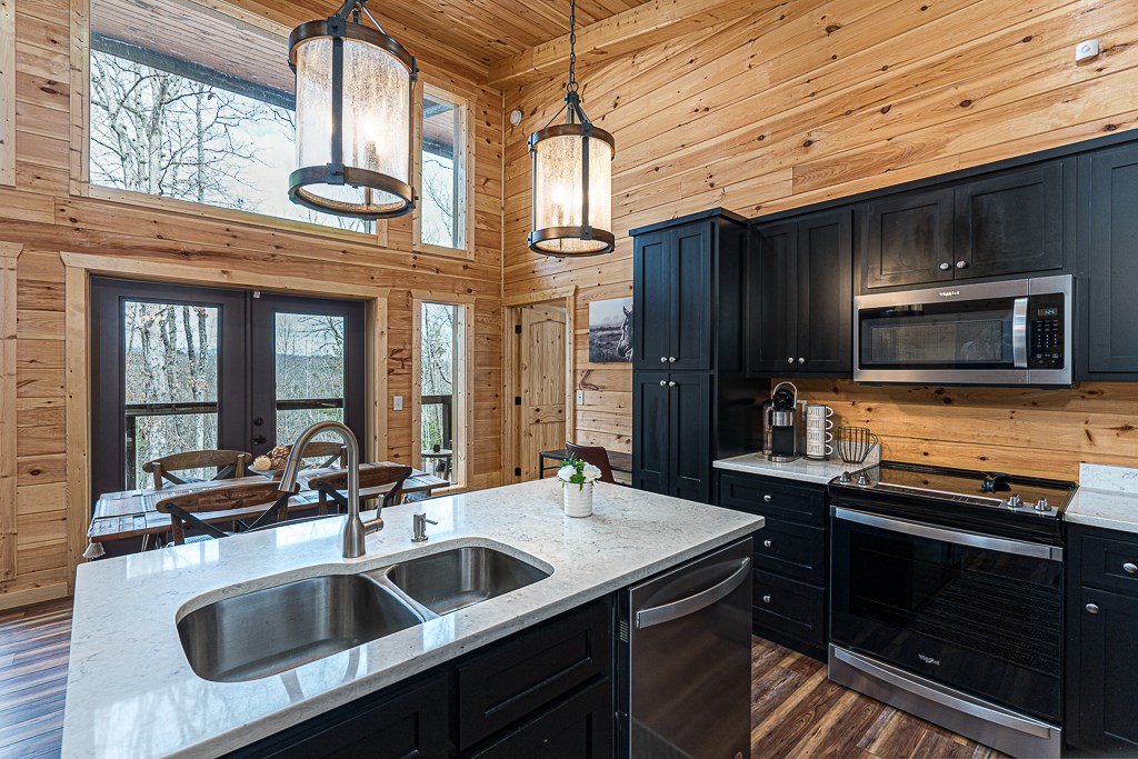 305 Antler Lane