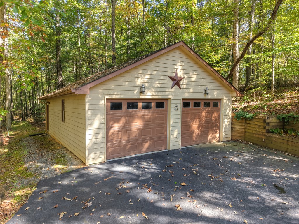 446 Riverwood Road