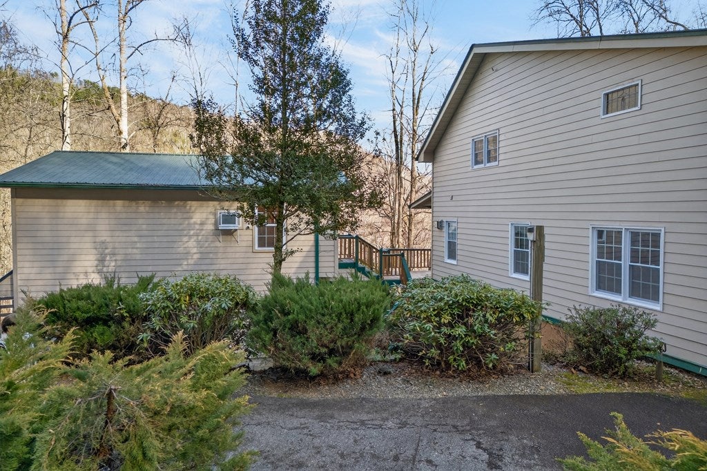 317 Collins Creek Road