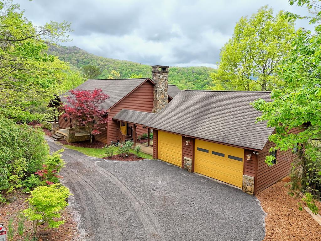 2608 The Ridges