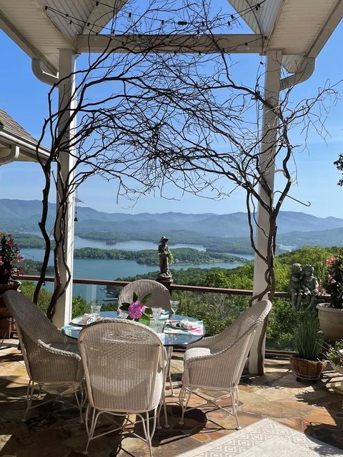 786 Ramey Mountain Road Hiawassee GA 30546